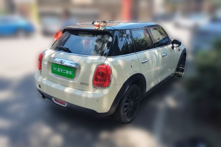 Used MINI 2016 1.5T COOPER Five-Door Edition Rear Right 45 Deg