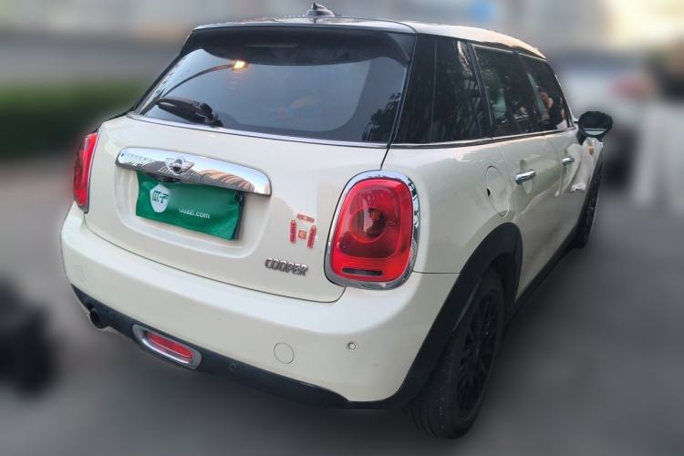 Used MINI 2016 1.5T COOPER Five-Door Edition Rear Right 45 Deg
