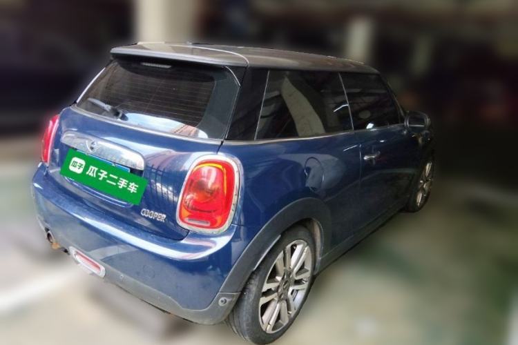 Used MINI 2016 1.5T COOPER SEVEN Rear Right 45 Deg