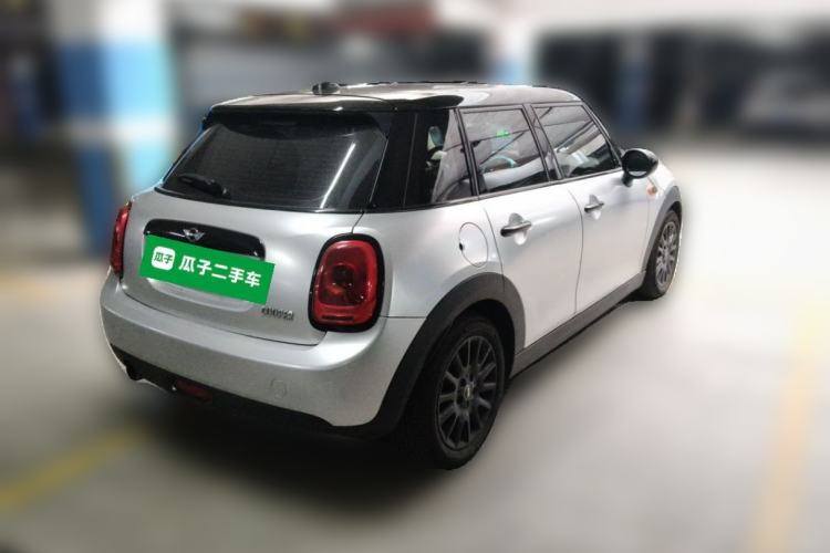 Used MINI 2016 1.5T COOPER Five-Door Edition Rear Right 45 Deg