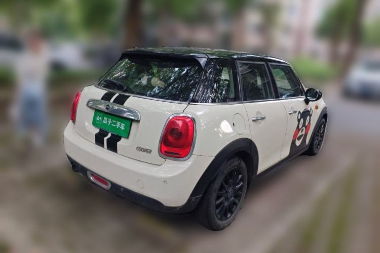 Used MINI 2016 1.5T COOPER Five-Door Edition Rear Right 45 Deg
