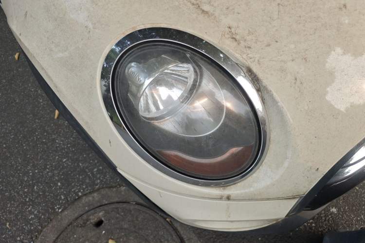 Used MINI 2016 1.5T COOPER Five-Door Edition Right Front Headlight