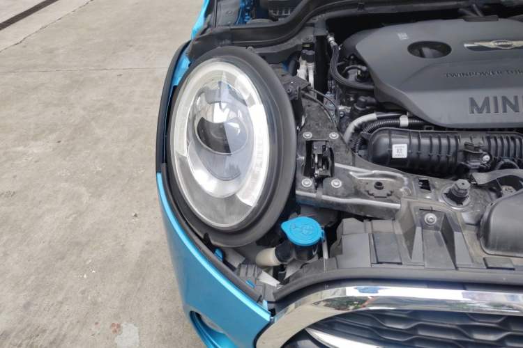 Used MINI 2016 2.0T COOPER S Right Front Headlight