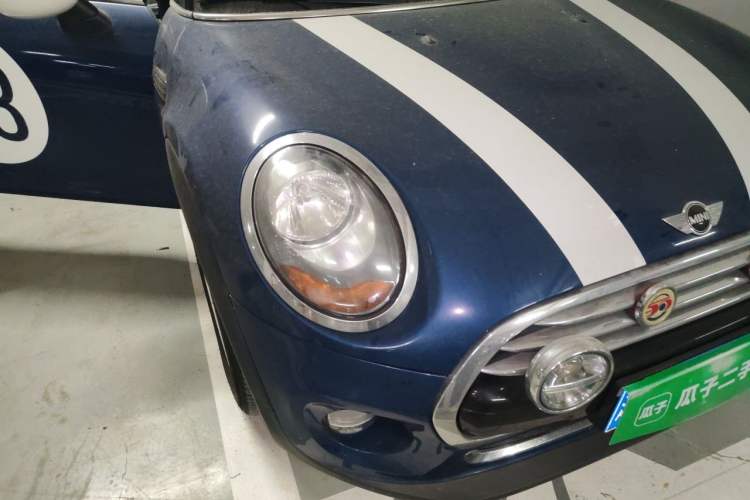 Used MINI 2016 1.5T COOPER Right Front Headlight