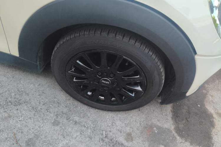 Used MINI 2016 1.5T COOPER Right Front Wheel Hub