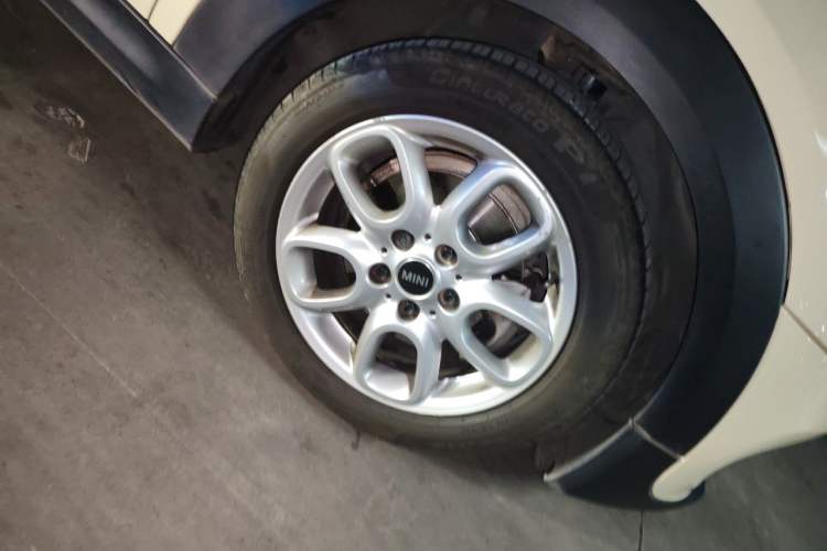Used MINI 2016 1.5T COOPER Right Front Wheel Hub