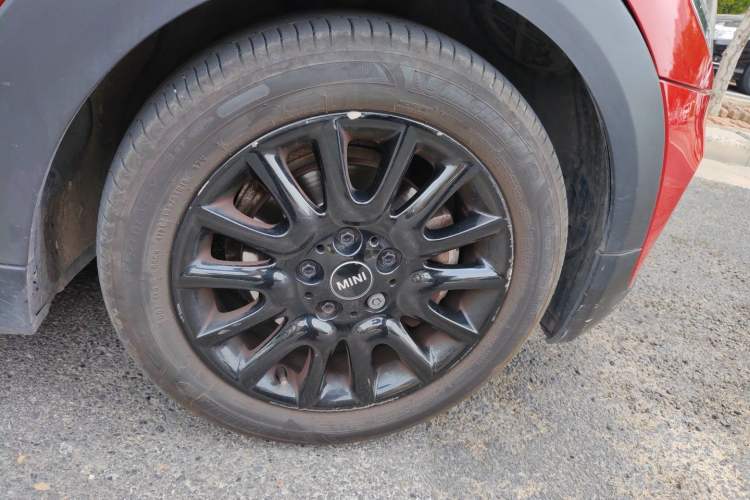 Used MINI 2016 1.5T COOPER Right Front Wheel Hub