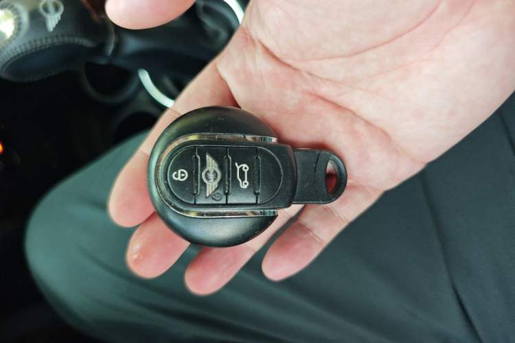 Used MINI 2016 1.2T ONE Pioneer Edition Vehicle Key