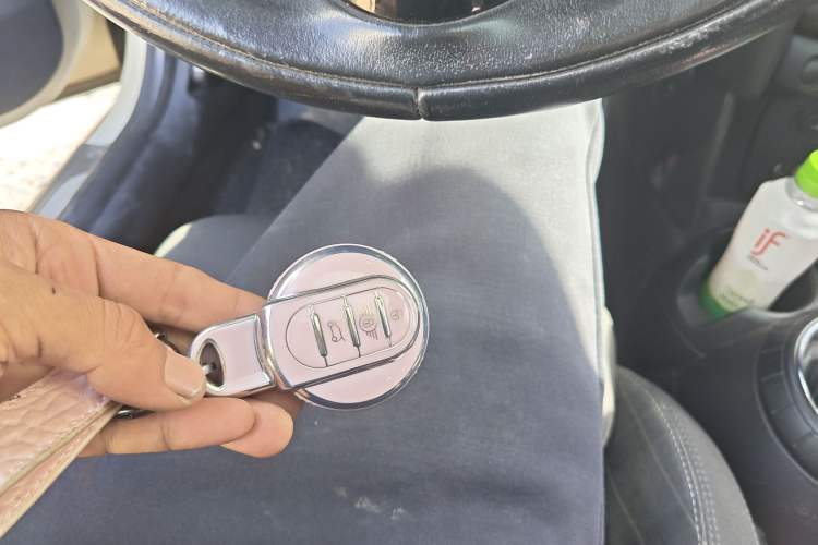 Used MINI 2016 1.5T COOPER Avant-Garde Vehicle Key