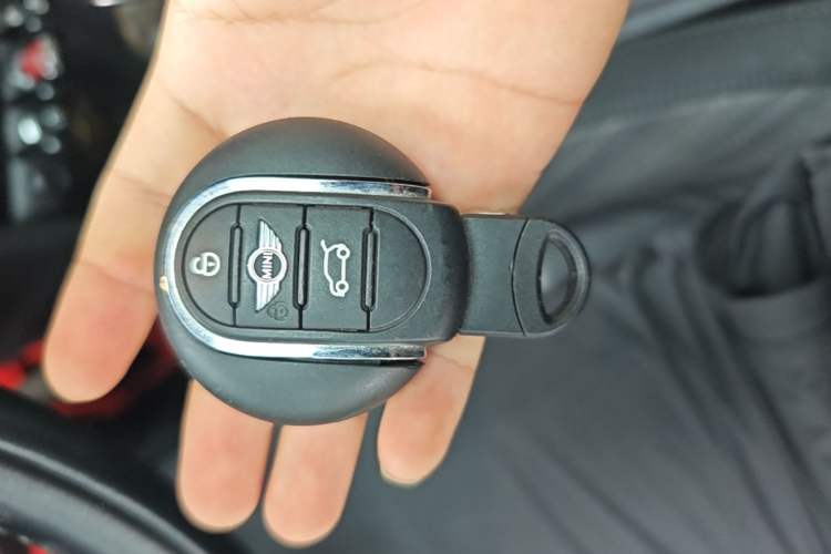 Used MINI 2016 1.5T COOPER Vehicle Key