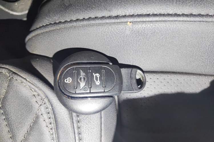 Used MINI 2016 1.5T COOPER Vehicle Key