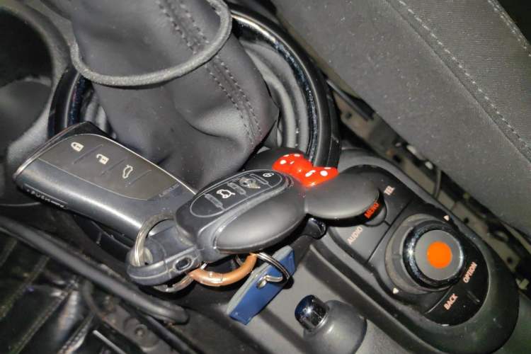 Used MINI 2016 1.5T COOPER Vehicle Key