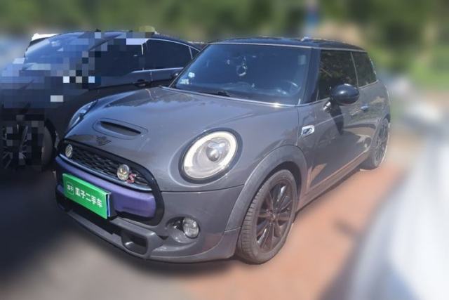 MINI 2016 2.0T COOPER S Pioneer Edition с пробегом