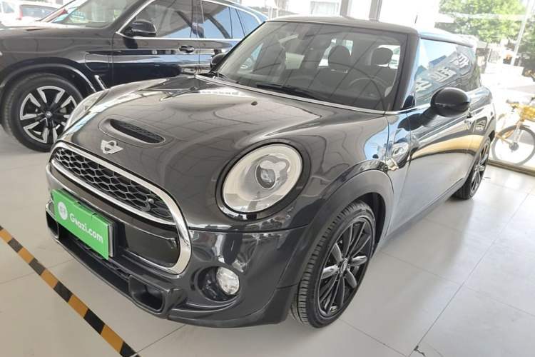 Used MINI 2016 2.0T COOPER S Guazi used car, China used car export, Used car for sale, Used  cars, Cheapest cars for sale