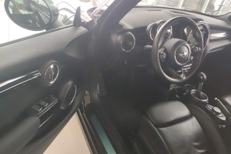 Used MINI 2016 2.0T COOPER S CABRIO Driver Seat