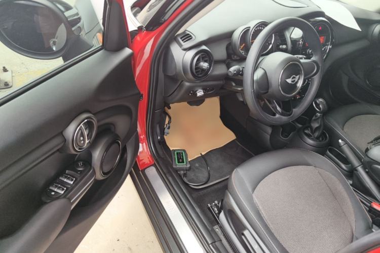 Used MINI 2016 1.2T ONE Five-Door Edition Driver Seat