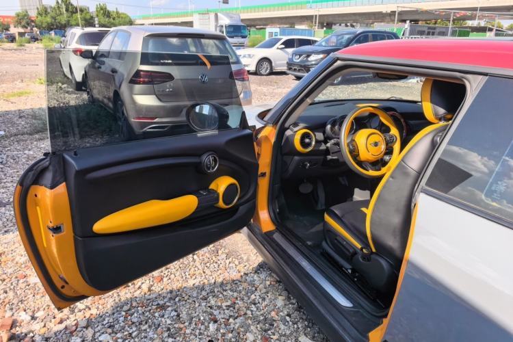 Used MINI 2016 1.2T ONE Pioneer Edition Driver Seat