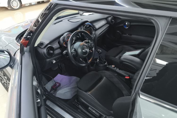 Used MINI 2016 1.5T COOPER Driver Seat
