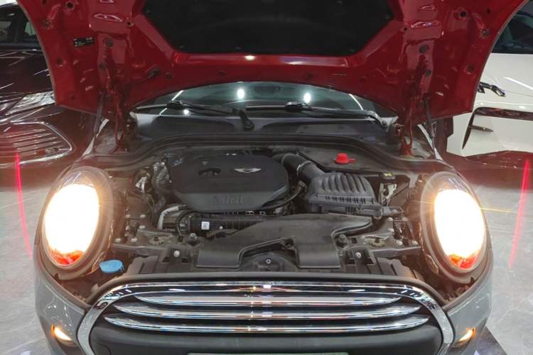 Used MINI 2016 1.2T ONE Pioneer Edition Engine Bay