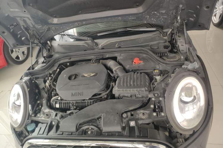 Used MINI 2016 2.0T COOPER S CABRIO Engine Bay