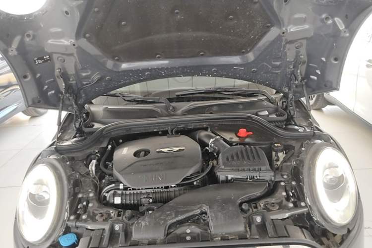 Used MINI 2016 2.0T COOPER S Engine Bay