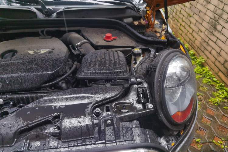 Used MINI 2016 1.5T COOPER Engine Bay Left