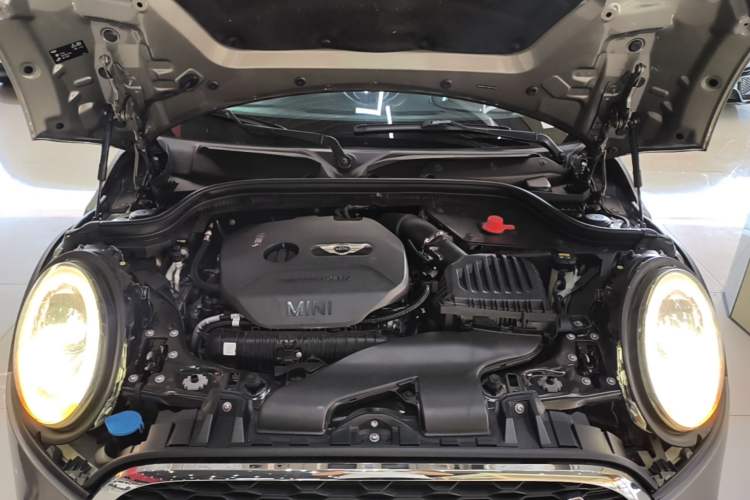 Used MINI 2016 2.0T COOPER S CABRIO Engine Bay