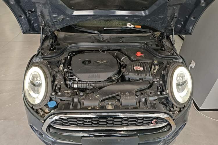 Used MINI 2016 2.0T COOPER S Engine Bay