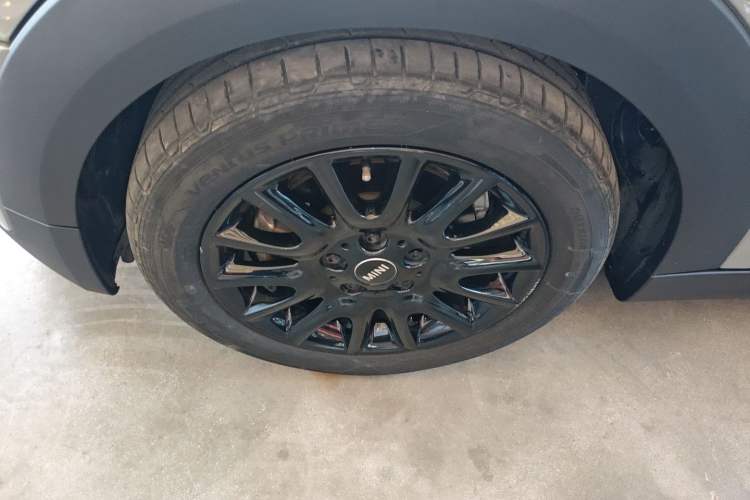 Used MINI 2016 1.5T COOPER Five-Door Edition Exterior 2