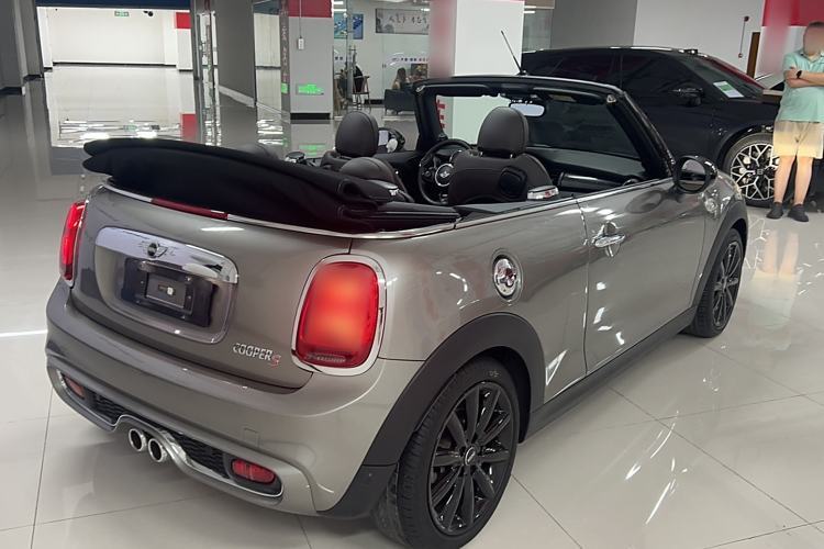 Used MINI 2016 2.0T COOPER S CABRIO Exterior 3