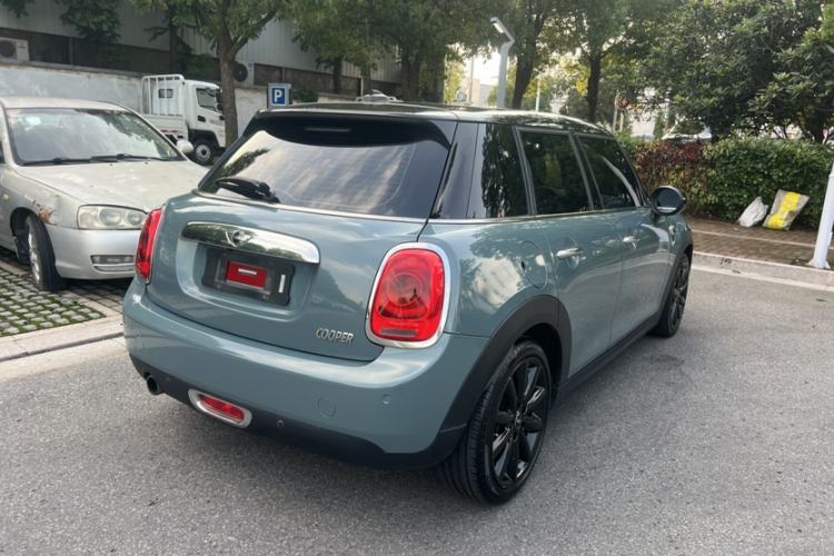 Used MINI 2016 1.5T COOPER Pioneer Edition Five-Door Model Exterior 5