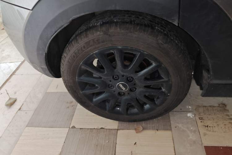 Used MINI 2016 1.2T ONE Pioneer Edition Five-Door Version Exterior 8