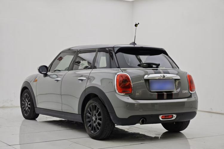Used MINI 2016 1.5T COOPER Five-Door Edition Exterior 9