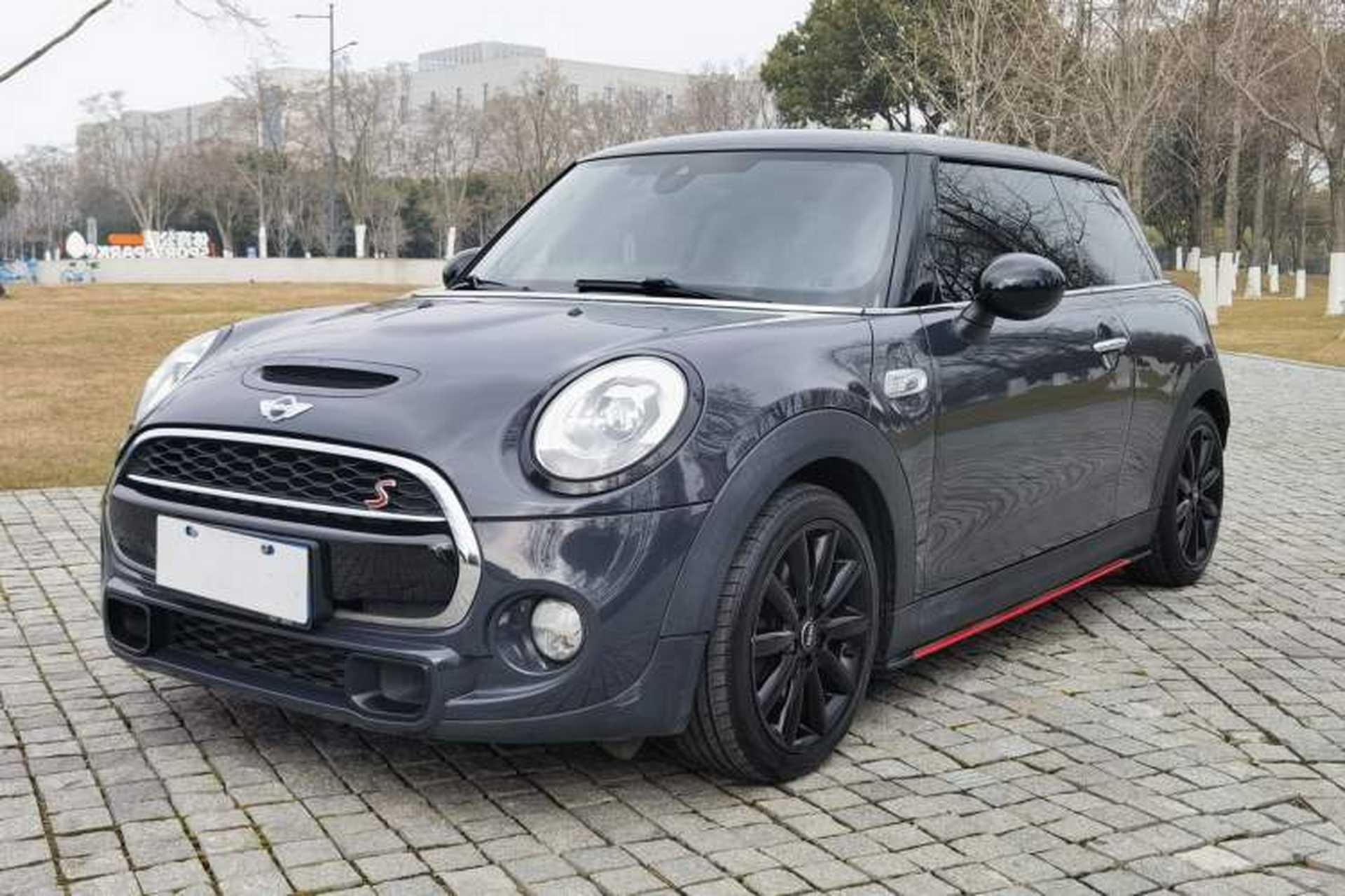 Used MINI 2016 2.0T COOPER S Front Left 45 Deg