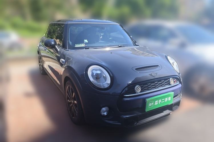Used MINI 2016 2.0T COOPER S Pioneer Edition Front Right 45 Deg