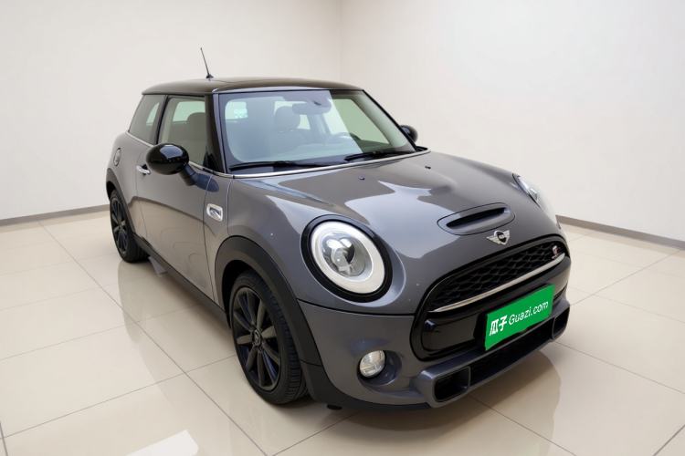 Used MINI 2016 2.0T COOPER S Pioneer Edition Front Right 45 Deg