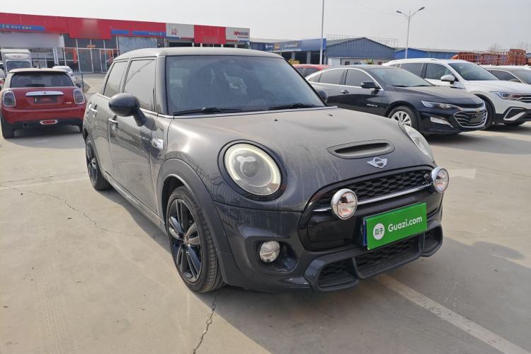 Used MINI 2016 2.0T COOPER S Performance Edition Five-Door Version Front Right 45 Deg