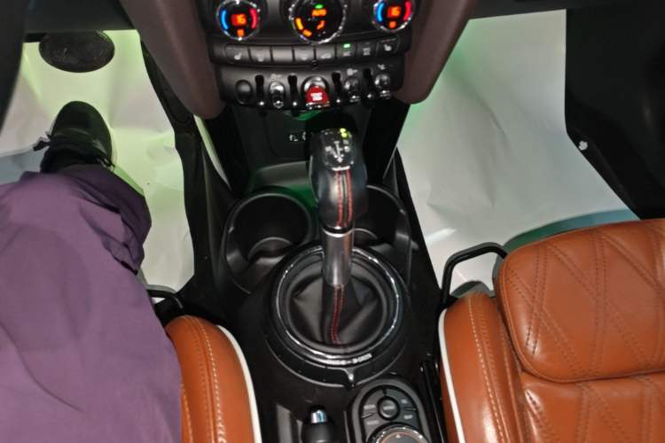Used MINI 2016 2.0T COOPER S CABRIO Gear Lever