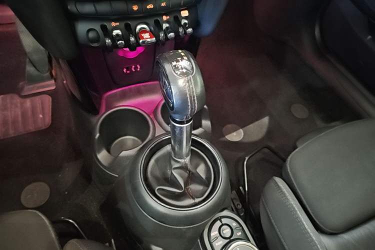 Used MINI 2016 2.0T COOPER S Gear Lever