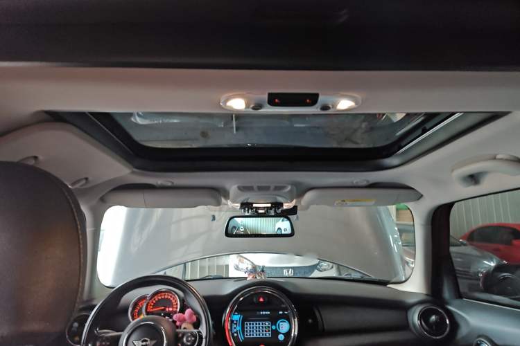 Used MINI 2016 1.2T ONE Pioneer Edition Five-Door Version Headliner