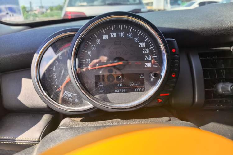 Used MINI 2016 1.2T ONE Pioneer Edition Instrument Cluster