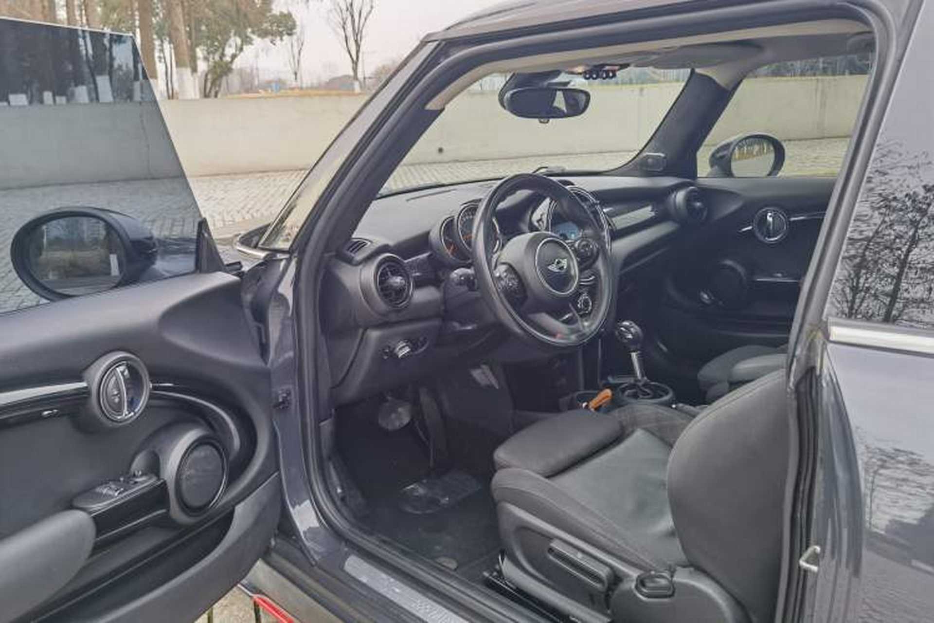 Used MINI 2016 2.0T COOPER S Interior 1
