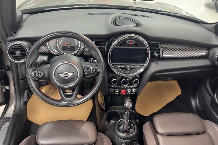 Used MINI 2016 2.0T COOPER S CABRIO Interior 3