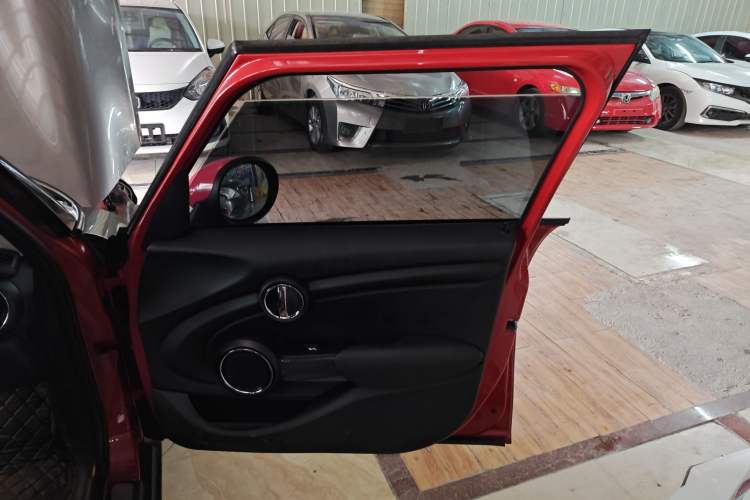 Used MINI 2016 1.2T ONE Pioneer Edition Five-Door Version Interior 5