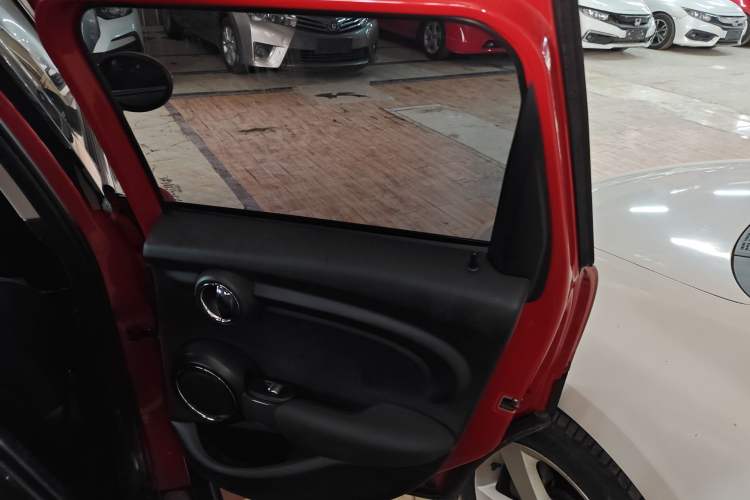 Used MINI 2016 1.2T ONE Pioneer Edition Five-Door Version Interior 6