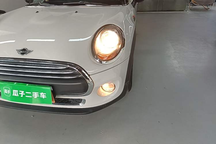 Used MINI 2016 1.2T ONE Pioneer Edition Left Front Headlight