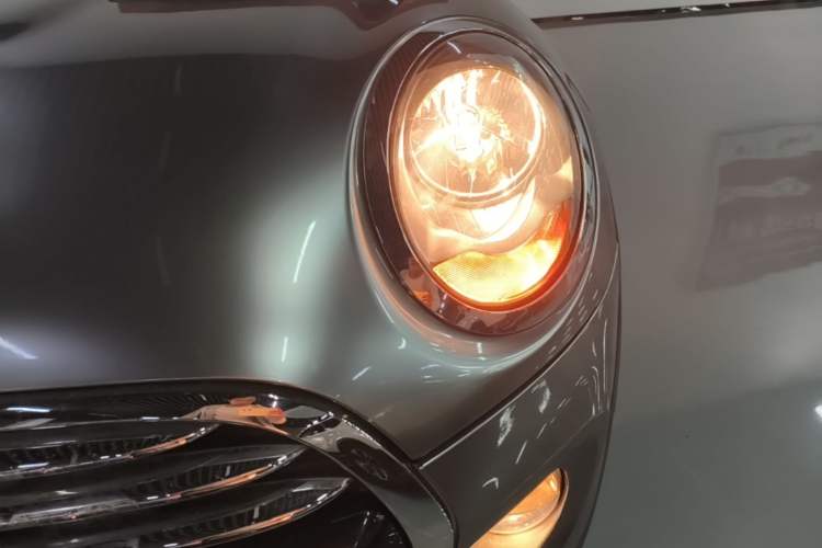 Used MINI 2016 1.5T COOPER Left Front Headlight