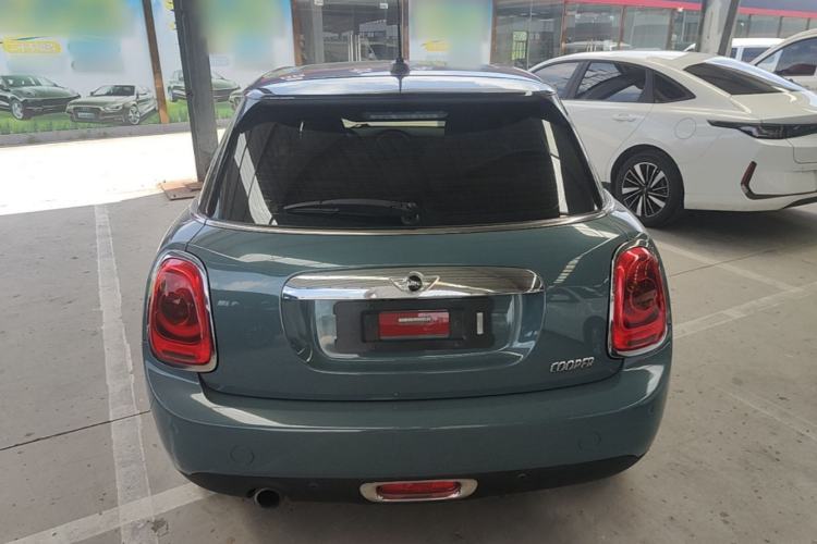 Used MINI 2016 1.5T COOPER Pioneer Edition Five-Door Model Rear