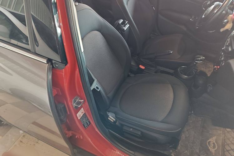 Used MINI 2016 1.2T ONE Pioneer Edition Five-Door Version Right Front Seat