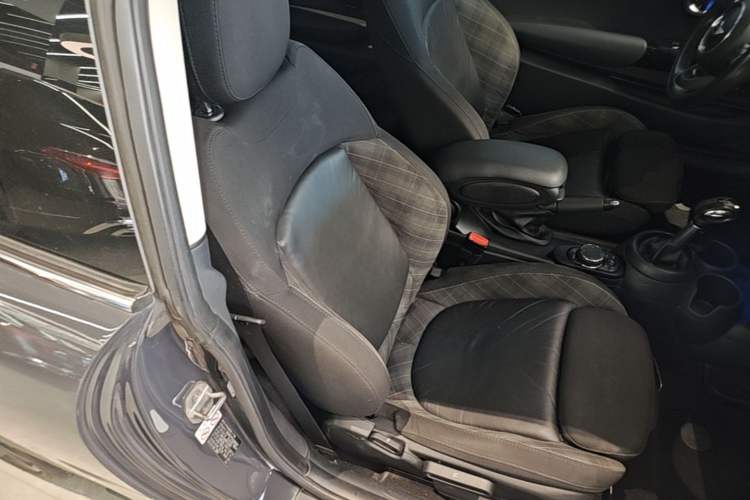 Used MINI 2016 2.0T COOPER S Right Front Seat